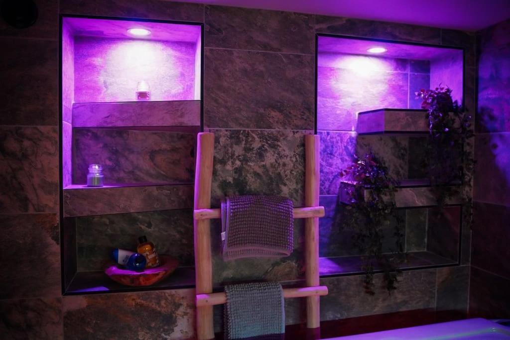 Apartmán Nuit De La Sagesse "Jacuzzi Terrasse Et Parking Prive" Rouen Exteriér fotografie